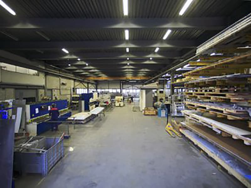 OFFICINA